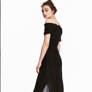 H&M Off-the-shoulder Maxi Dress NWT